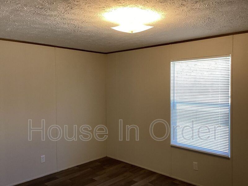 109 Shamrock Park Dr - Photo 7 of 16
