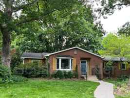 featured image of 8 Oakwilde Dr