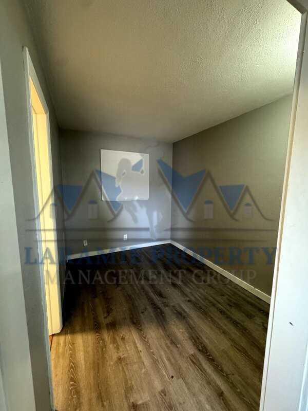 165 N 3rd St #15 - Photo 5 of 8