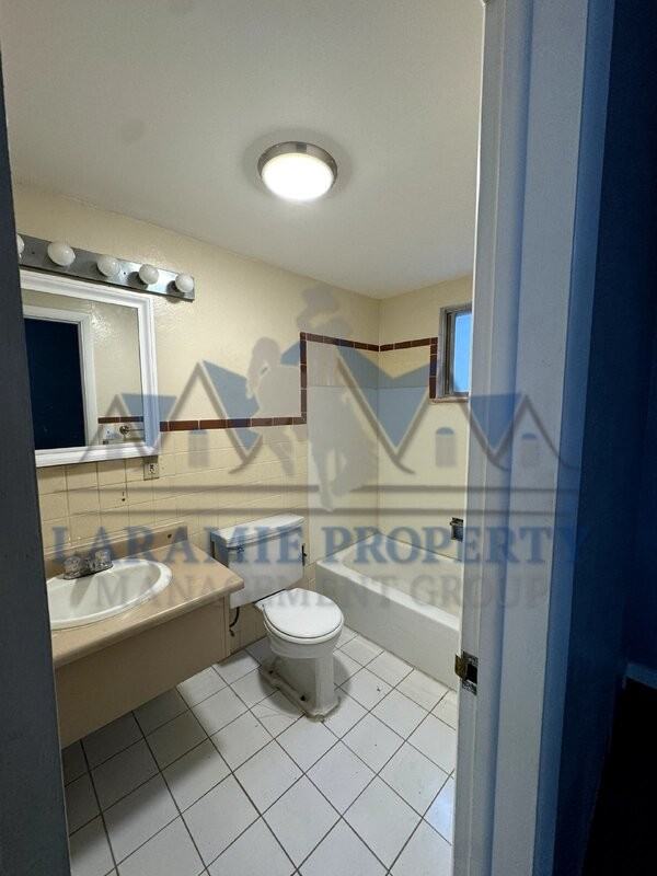 165 N 3rd St #15 - Photo 6 of 8