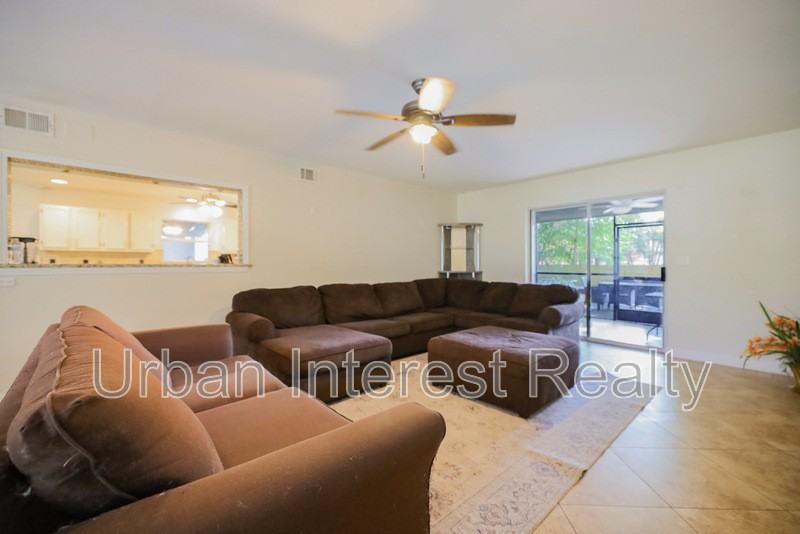 505 Beach Dr - Photo 5 of 21