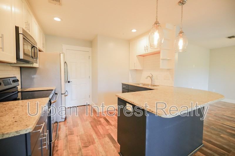 314 Liriope Loop - Photo 7 of 19
