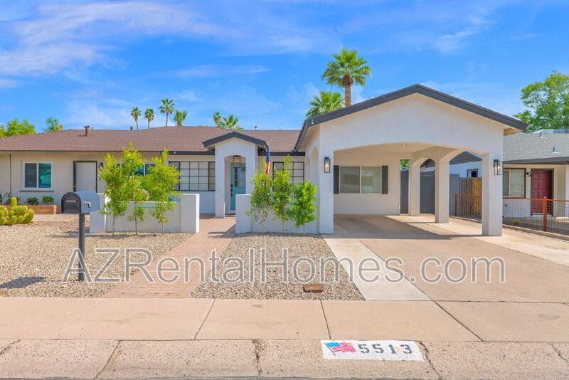 5513 E Earll Dr - Photo 3 of 32