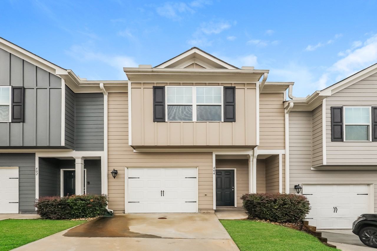 404 404 Highwood Ln - Photo 2 of 16