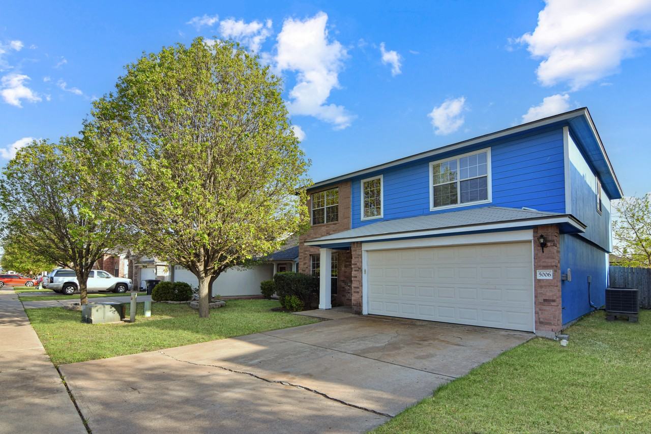 5006 Causeway Ct - Photo 2 of 28