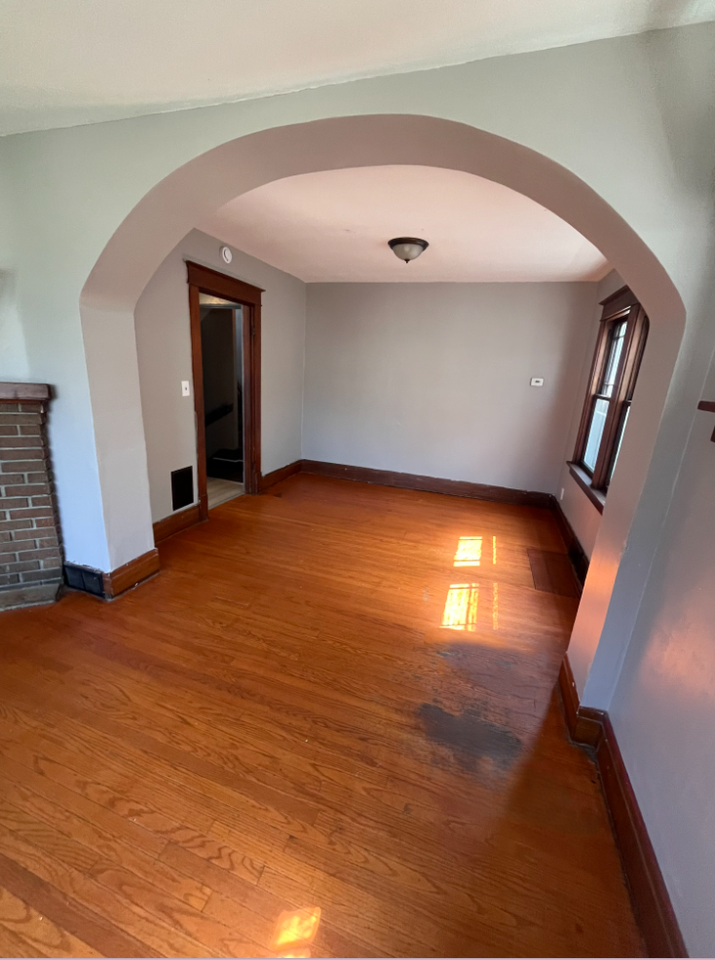 661 Minnesota Ave - Photo 3 of 15