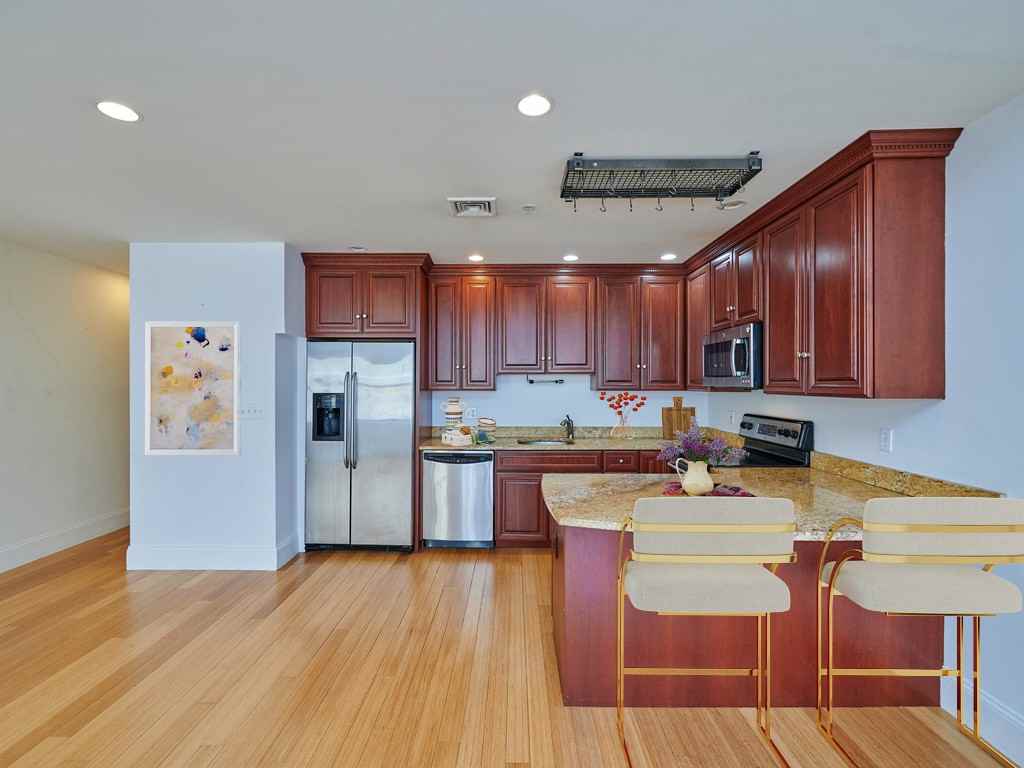 Temple Place #4 - Photo 5 of 9