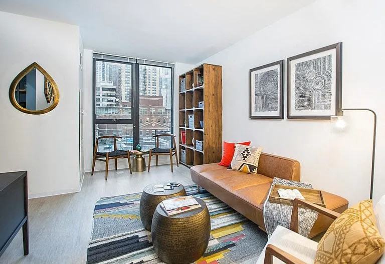 W Superior St #1306 - Photo 7 of 12