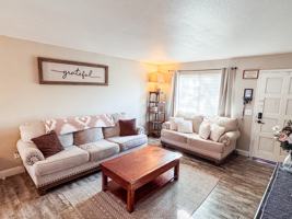 featured image of 1363 Waterloo Ln #E