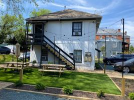 featured image of 209 Chancellor St #B