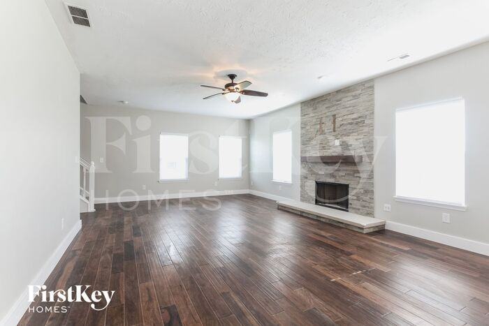 3214 S Dendle Dr - Photo 3 of 15