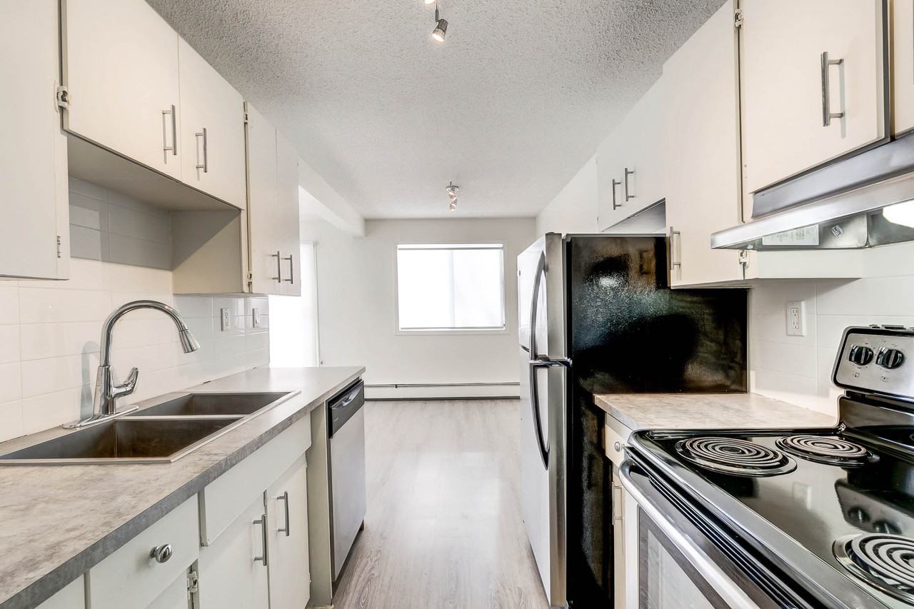 Primrose Lane Apartments - Photo 2 of 22