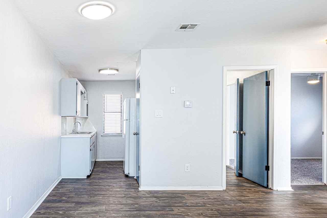 Ozmun Properties - Photo 7 of 42