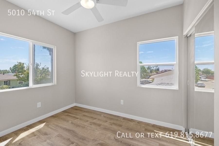 5010 54th St - Photo 3 of 12