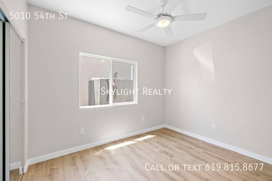 5010 54th St - Photo 5 of 12