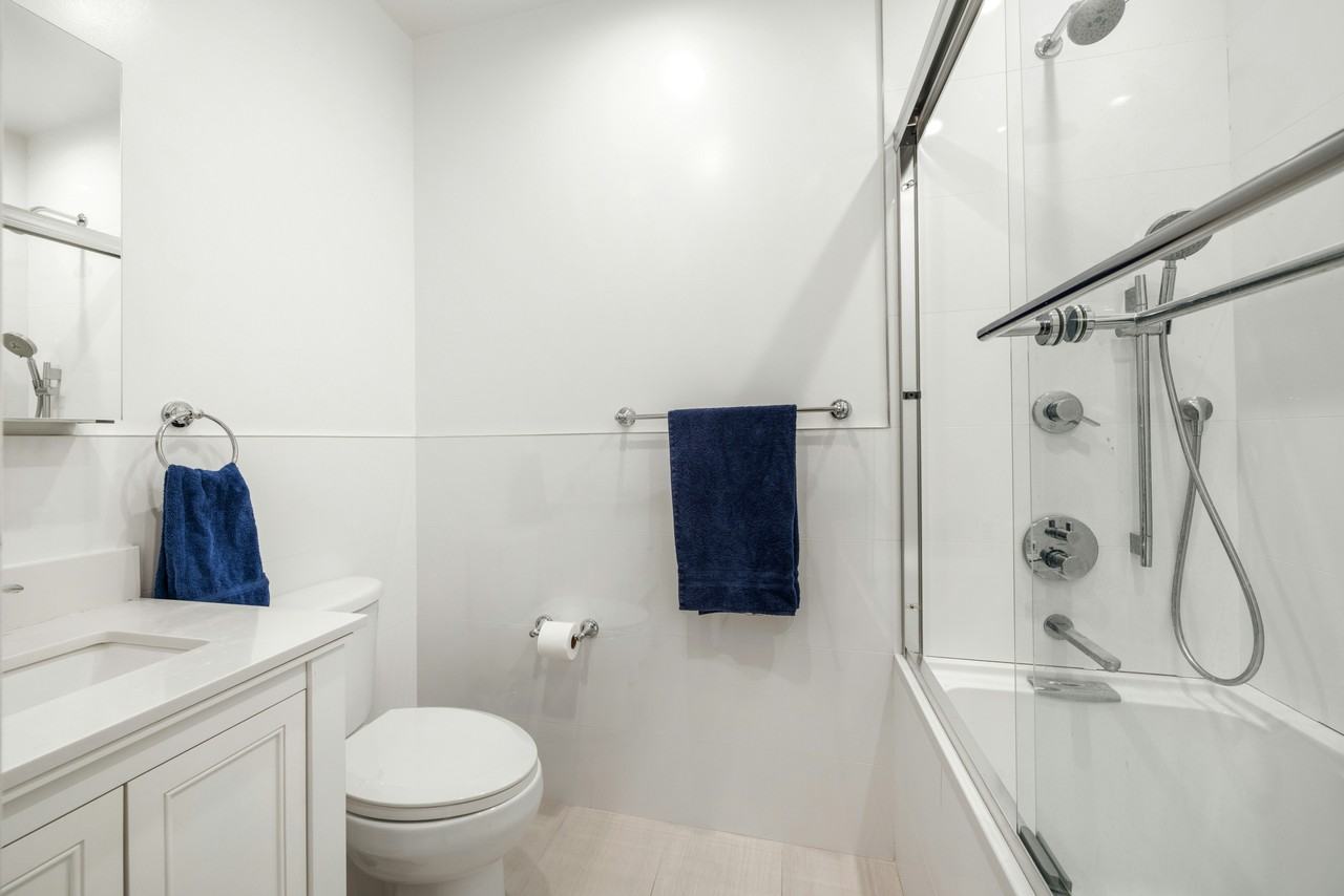 514 W 110th St #2C - Photo 6 of 7