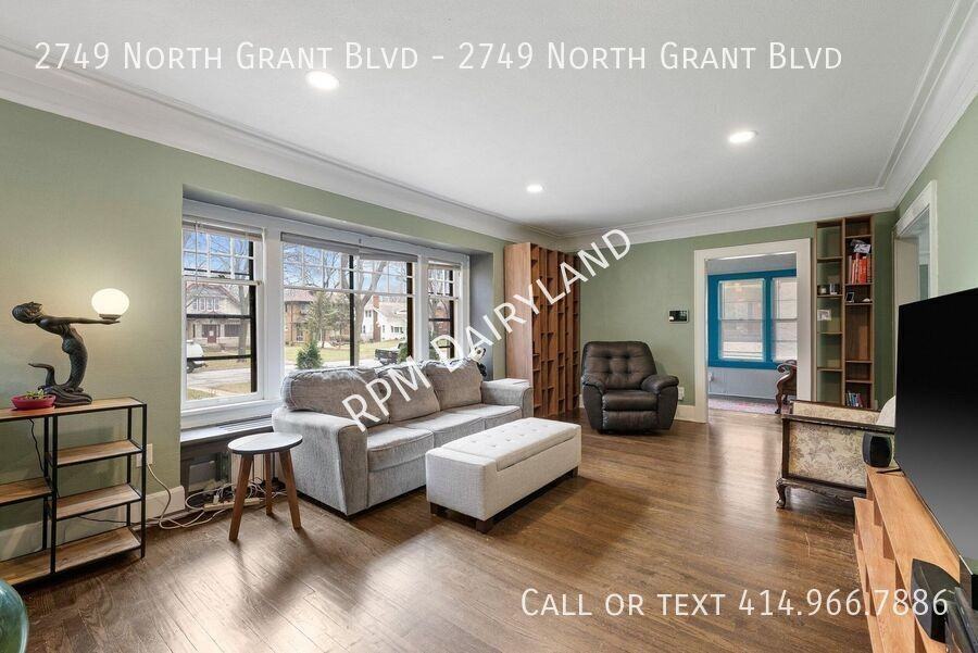 2749 N Grant Blvd - Photo 3 of 36