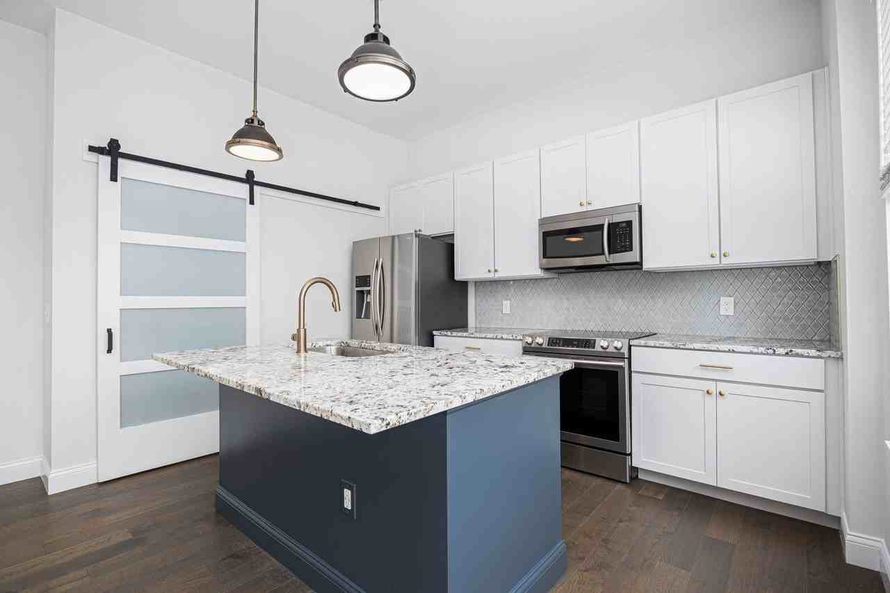 Luxury Living in the Short North! - Photo 4 of 50