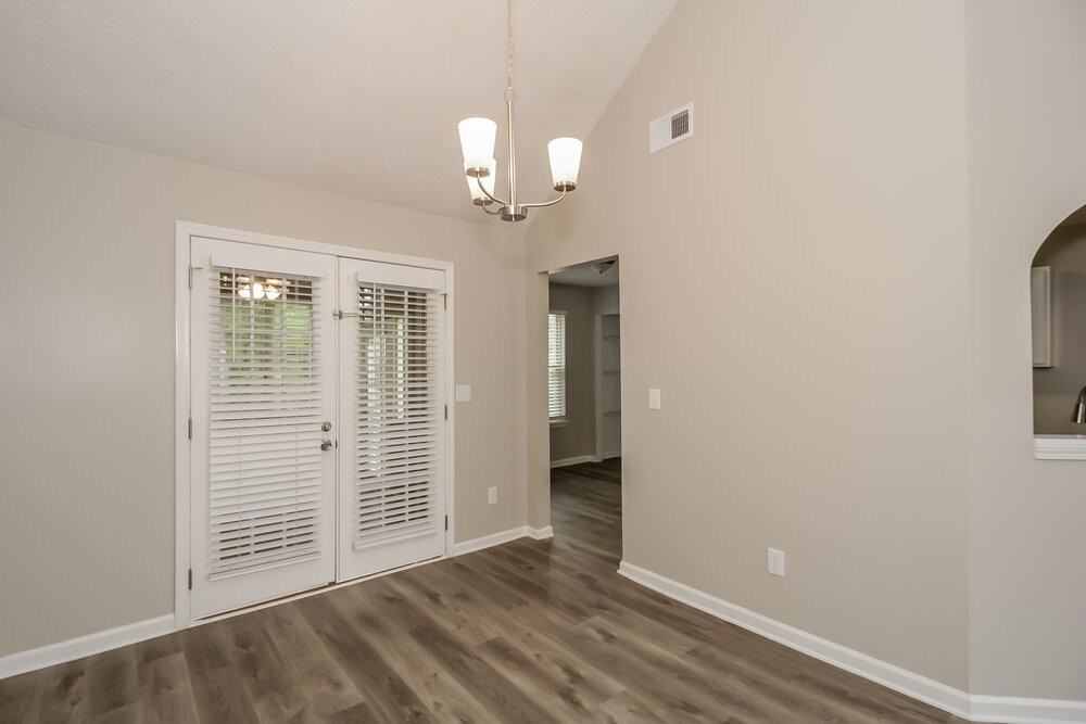 3091 Noah Ct - Photo 7 of 17