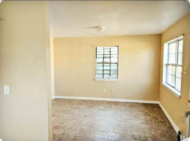 1330 Alabo St - Photo 2 of 4