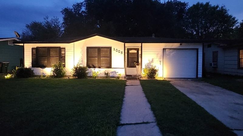 1005 E Polk Ave - Photo 2 of 17
