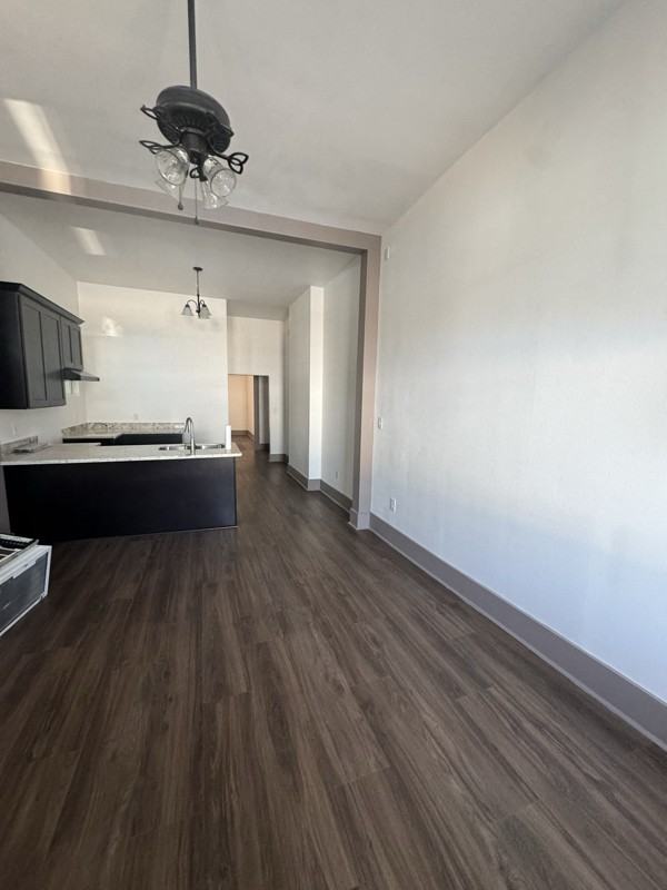 1844 Painters St - Photo 2 of 9