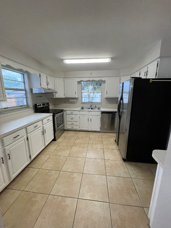 11630 Cameron St #A - Photo 2 of 11