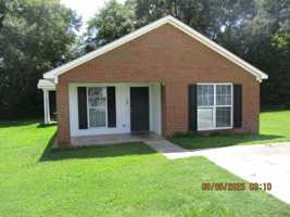 featured image of 139 Twelve Oaks Ct
