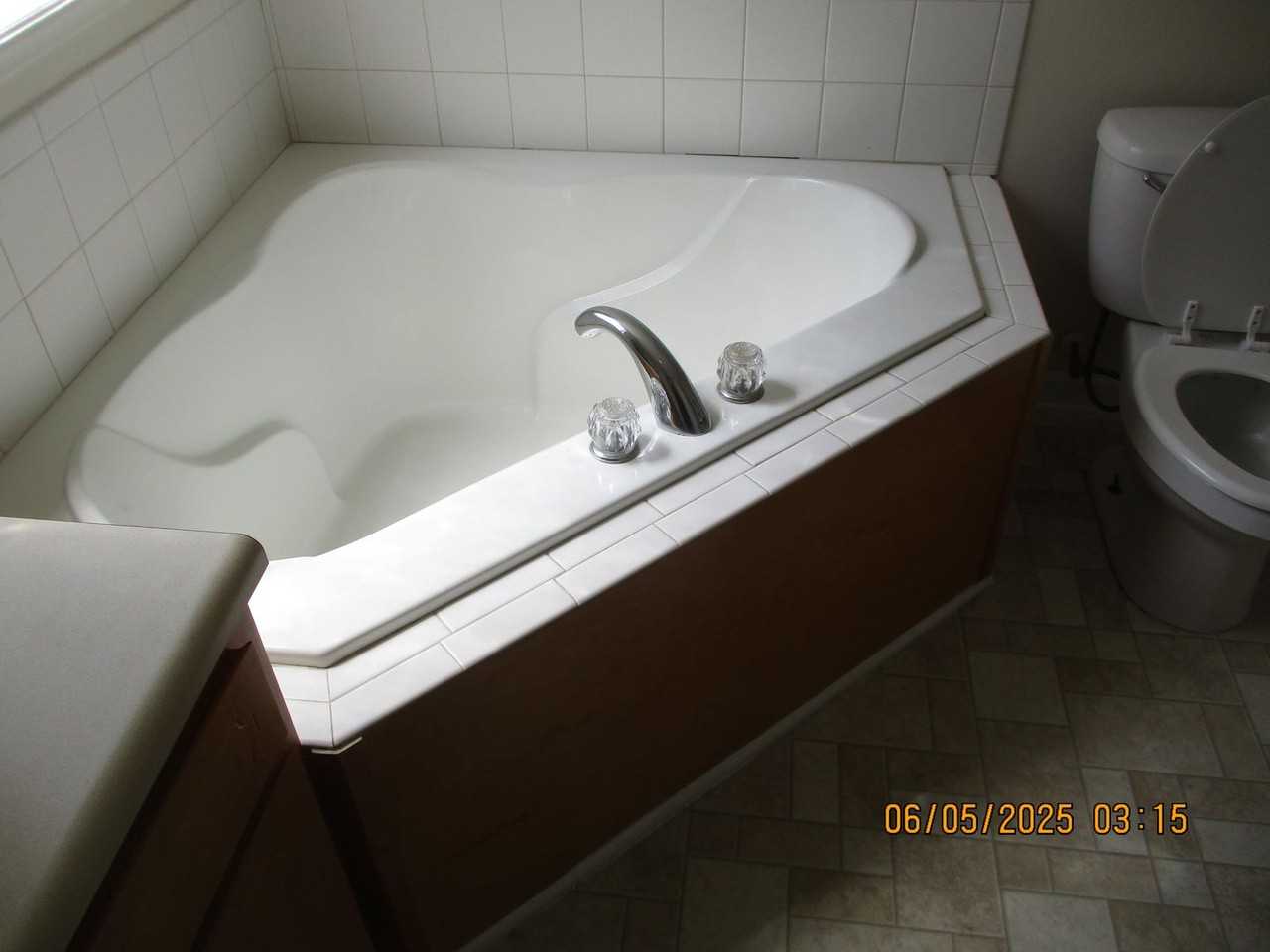 139 Twelve Oaks Ct - Photo 4 of 13
