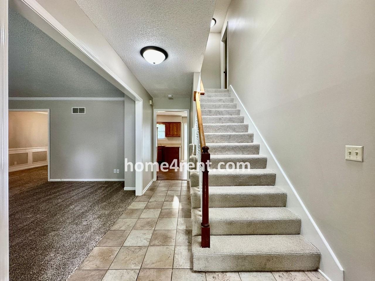 15741 Horton St - Photo 3 of 41