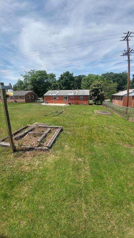 3207 Dancer Rd - Photo 5 of 30