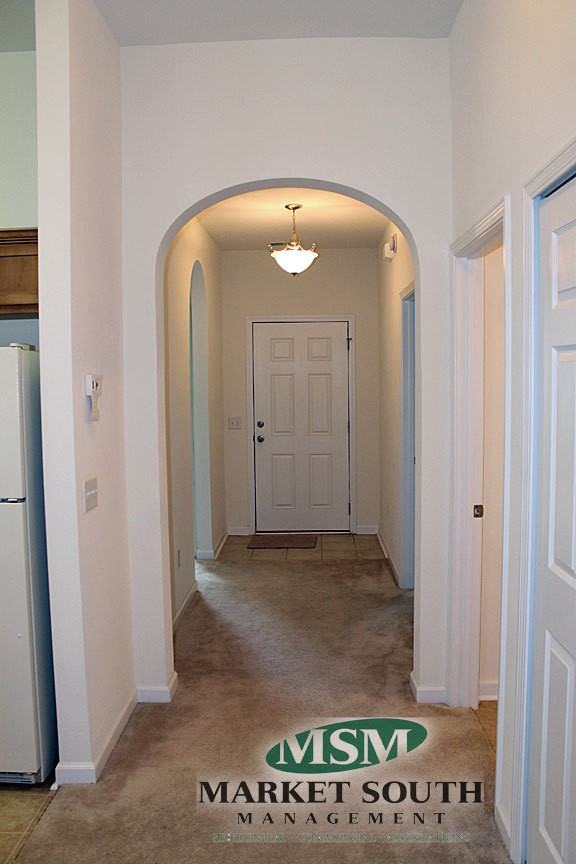 34 Falkland Ave - Photo 2 of 14