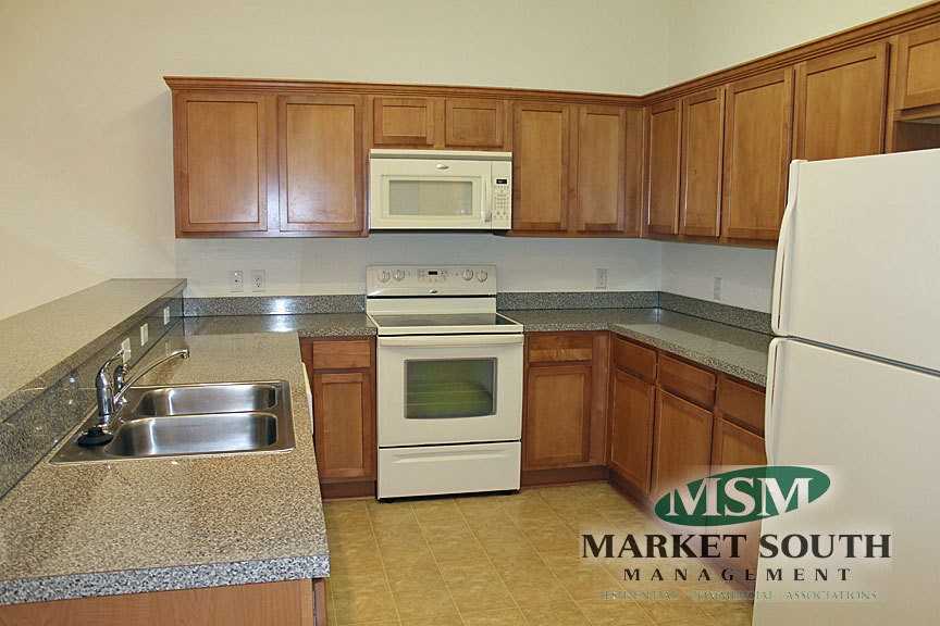 34 Falkland Ave - Photo 5 of 14