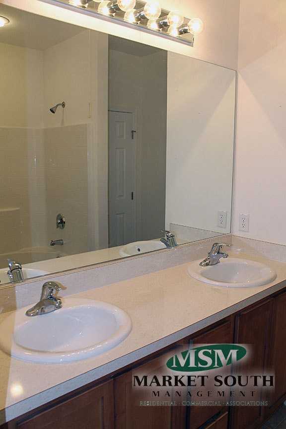 34 Falkland Ave - Photo 7 of 14