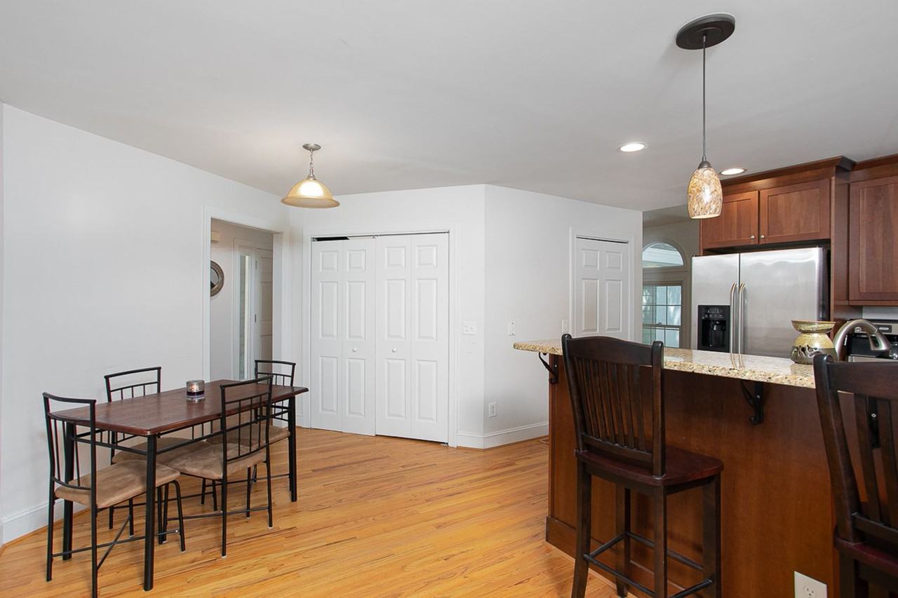 107 Channing Ln - Photo 6 of 20