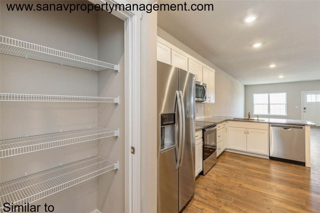 3087 Nw Irvinedale Dr - Photo 3 of 11