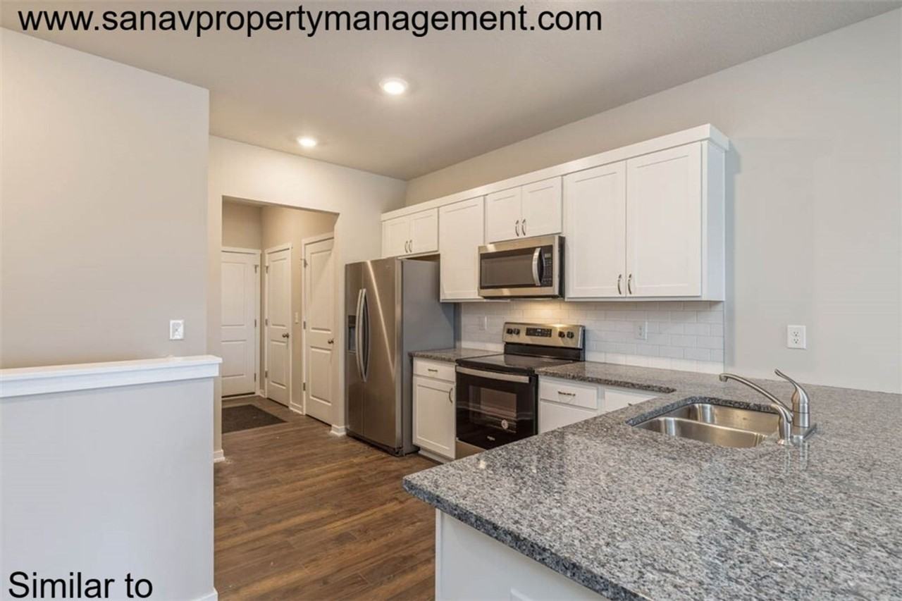 3087 Nw Irvinedale Dr - Photo 4 of 11
