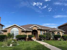 1304 Rosewood Ln - Photo 1 of 1