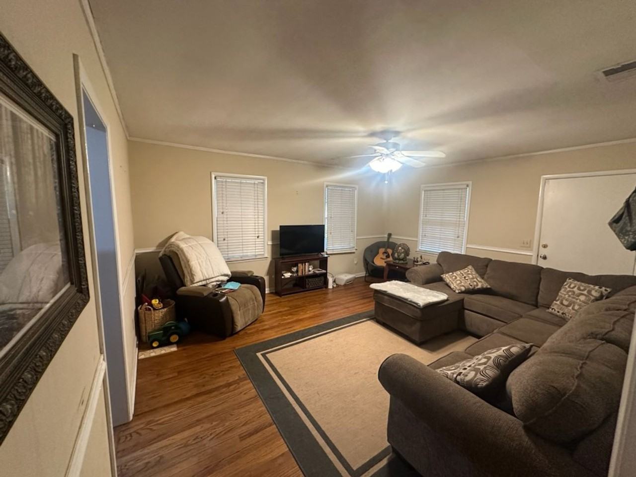 1004 E Magnolia Ave - Photo 2 of 14