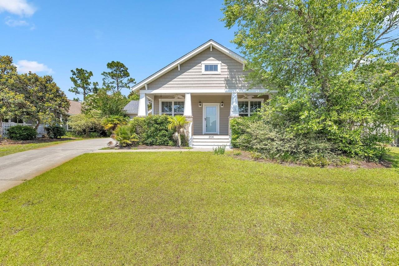 204 W Azalea Dr - Photo 2 of 21