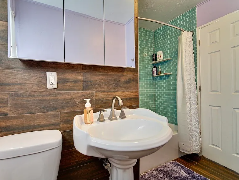 1353 N 22nd St #NA - Photo 5 of 10