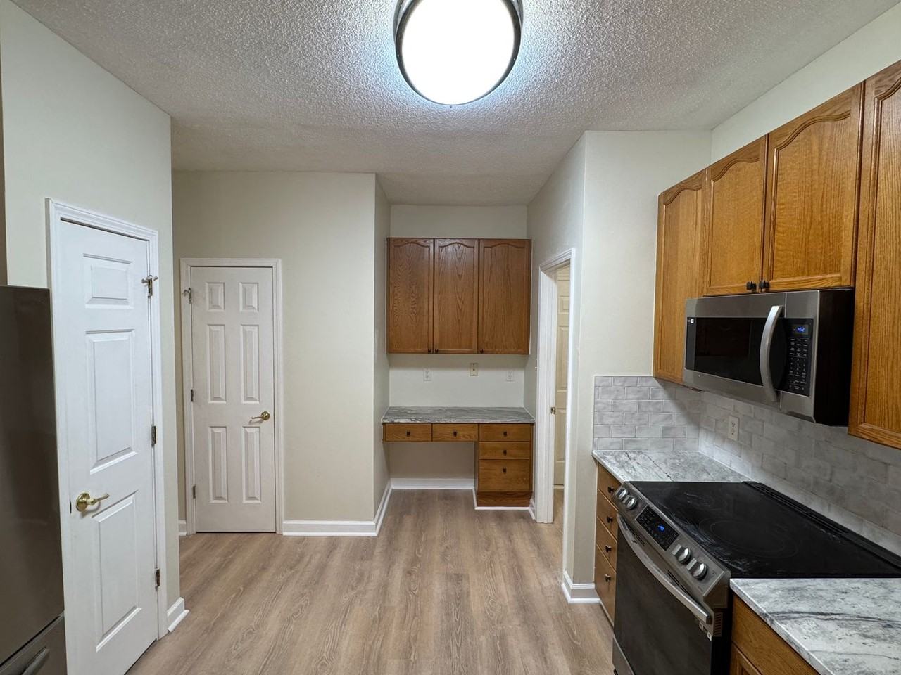 1958 Wilrose Pl - Photo 4 of 18
