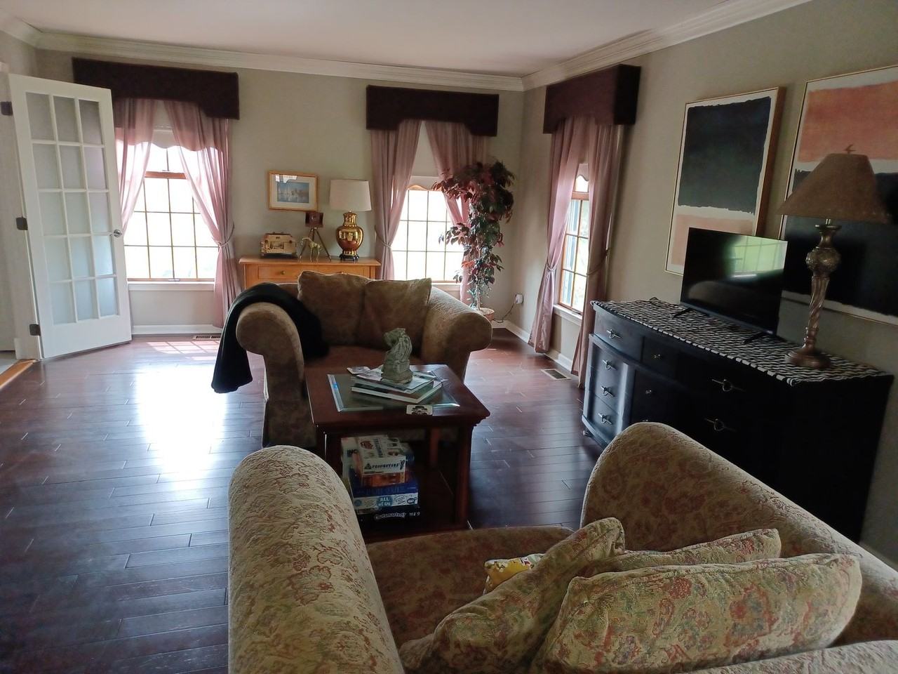 196 Twining Bridge Rd - Photo 3 of 28