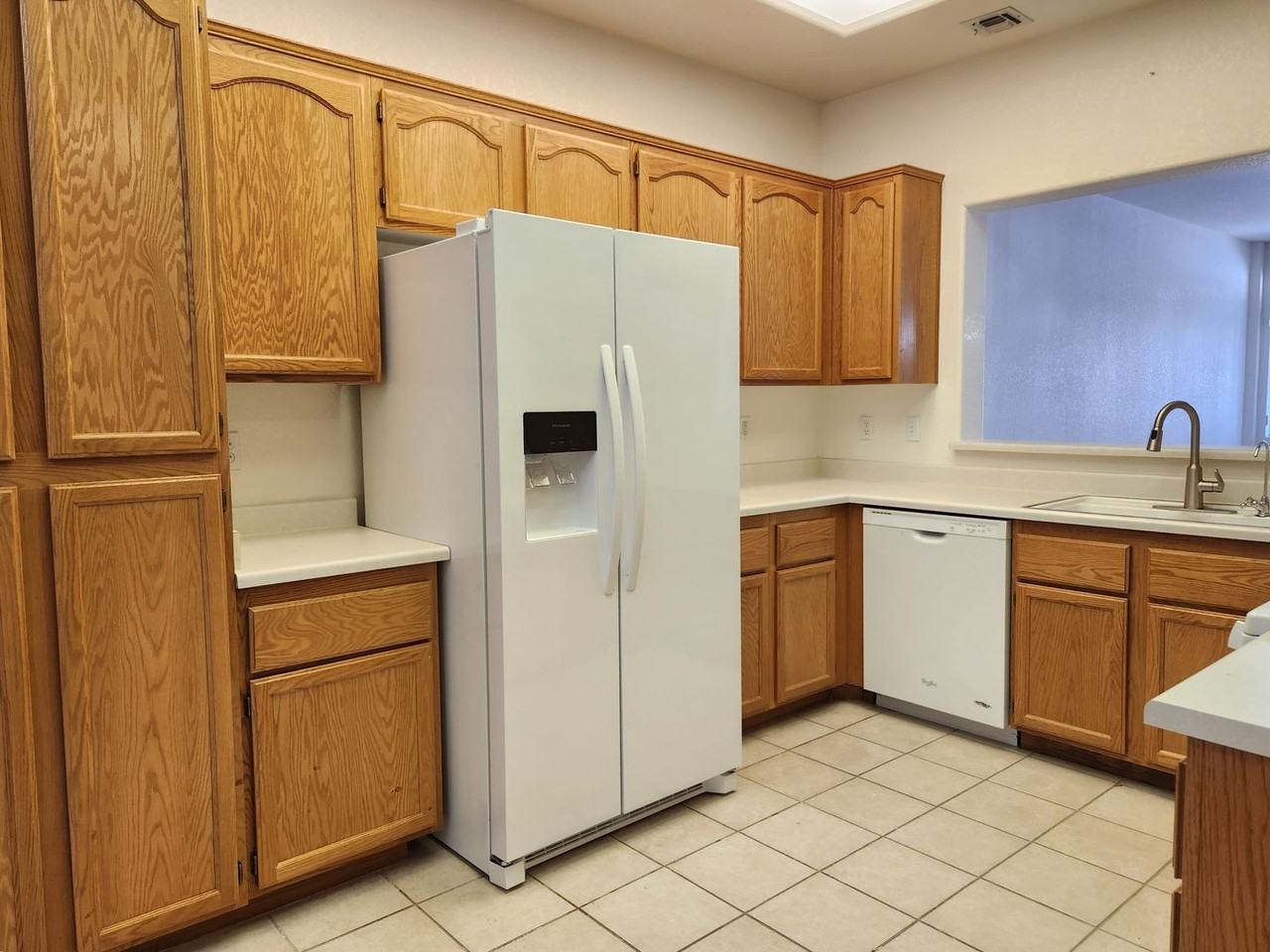 3391 Partridge Run St - Photo 2 of 7