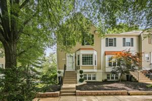 featured image of 1531 Marlborough Ct