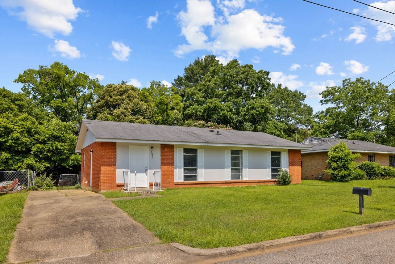 3613 Erwin Dr - Photo 2 of 17