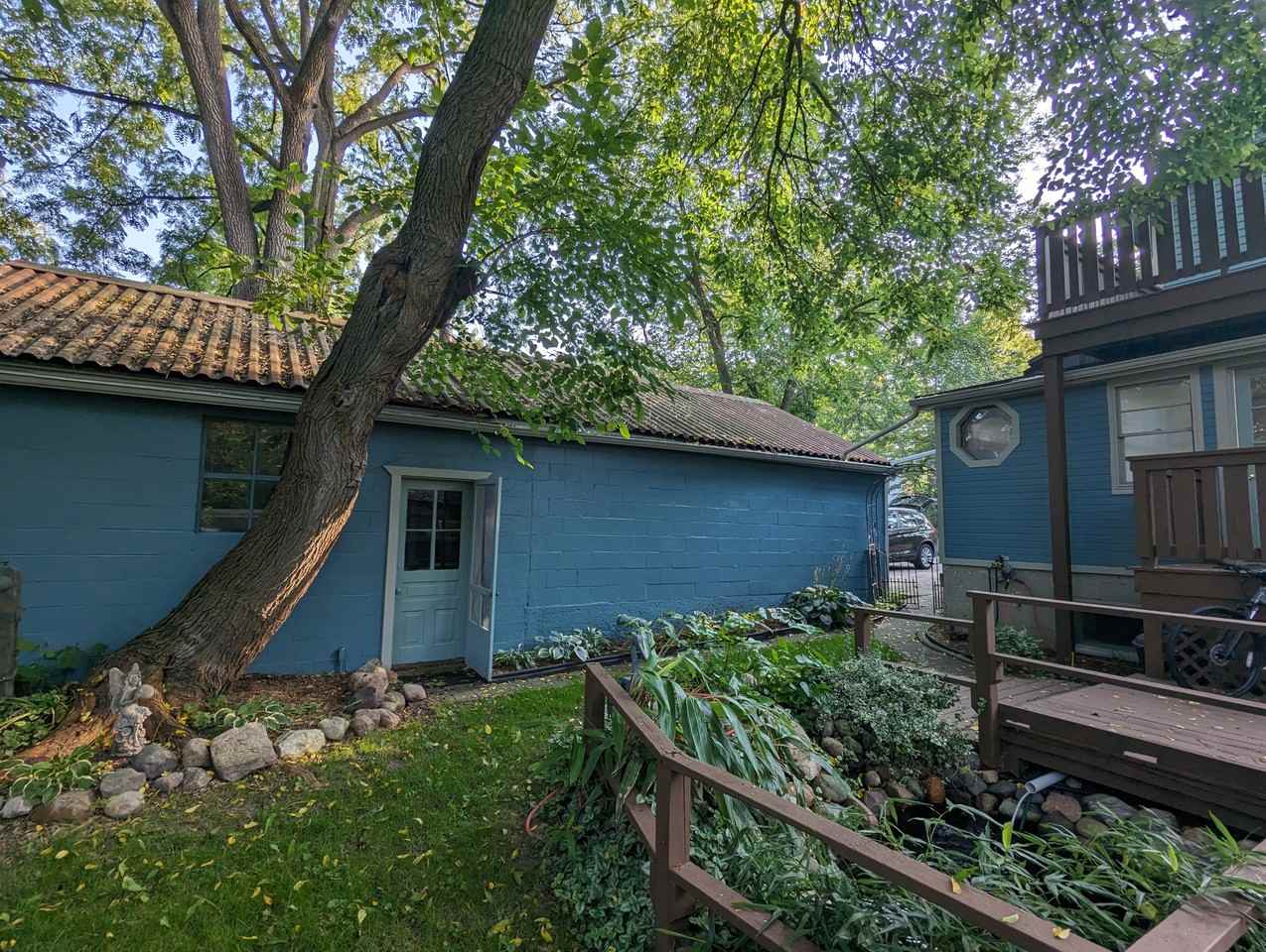 519 6th St #NA - Photo 3 of 37