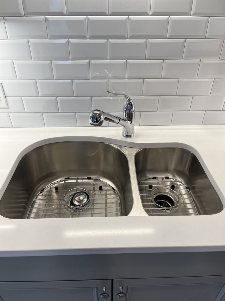 2713 Griffiths Ave #1 - Photo 5 of 27