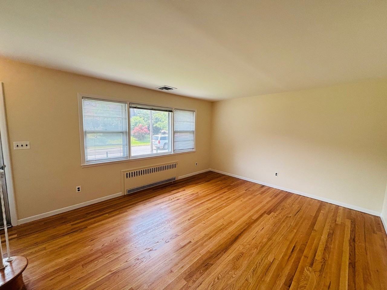 Union Ave - Photo 2 of 18