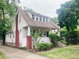 220 Oakdale St - Photo 1 of 1